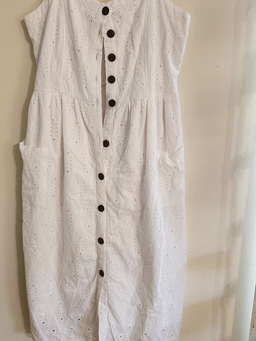 J GEE White Eyelet Button-Down Dress - NWT